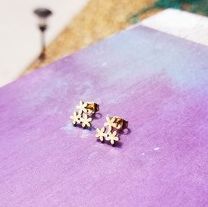 Stainless Steel Stainless Steel Flower Studs